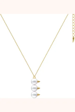Tasaki Collar Danger Neo en oro amarillo de 18kt con dije y perla