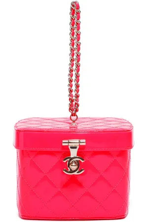 CHANEL Cosmetiquera mini con esmaltado 2015-2016