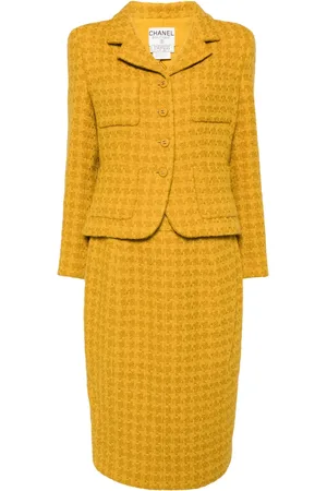 CHANEL Traje de falda con motivo pied de poule 1995
