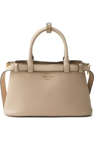 Prada Tote con cinturón
