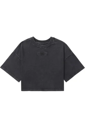 Izzue Playera corta con parche del logo