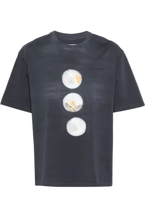 Feng Chen Wang Playera con fotografía estampada