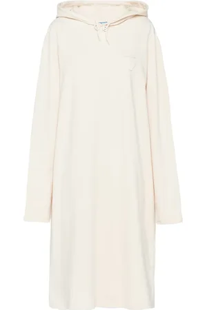 Prada Vestido estilo hoodie con logo triangular