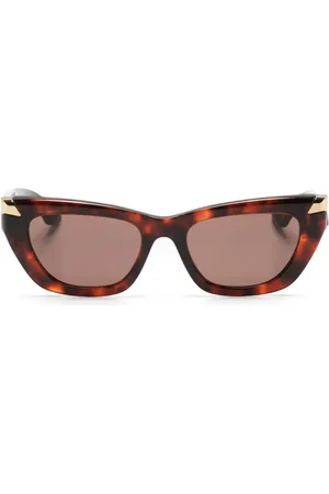Alexander McQueen Lentes de sol con armazón cat eye estilo carey