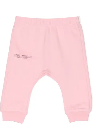 The Pangaia Pants con texto estampado