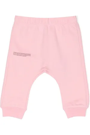 The Pangaia Pants con texto estampado