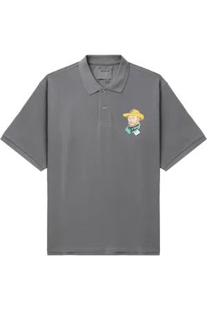 Musium Div. Playera tipo polo con apliques