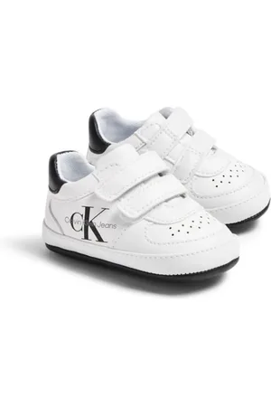 Calvin Klein Tenis con cierre autoadherente y logo estampado