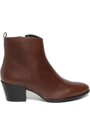 Sarah Chofakian Botas Nicolo con tacón de 40mm