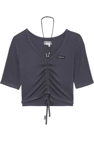 Musium Div. Playera con cuello en V