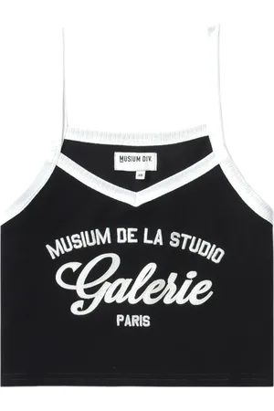 Musium Div. Camiseta corta con logo bordado