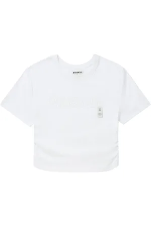 Musium Div. Playera corta con logo bordado