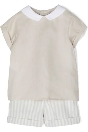 LA STUPENDERIA Conjunto de shorts y playera con cuello en contraste