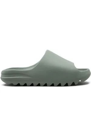 Yeezy Sandalias Salt