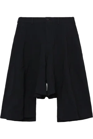 Comme des Garçons Shorts asimétricos con efecto arrugado