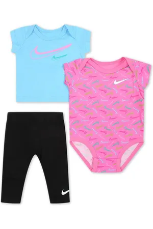 Nike Conjunto de pantalones con estampado Swoosh