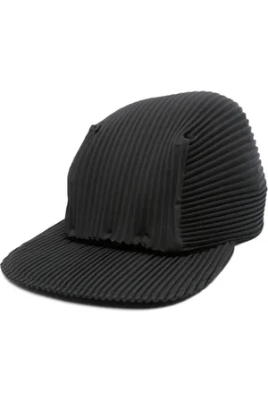Issey Miyake Gorra con efecto plisado