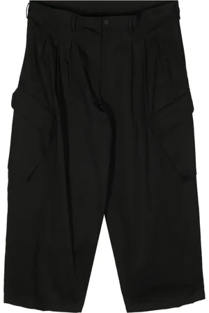 YOHJI YAMAMOTO Pantalones cargo cortos