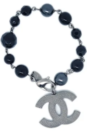 CHANEL Pulsera con perlas artificiales 2011