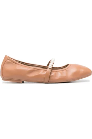 Stuart Weitzman Flats Goldie