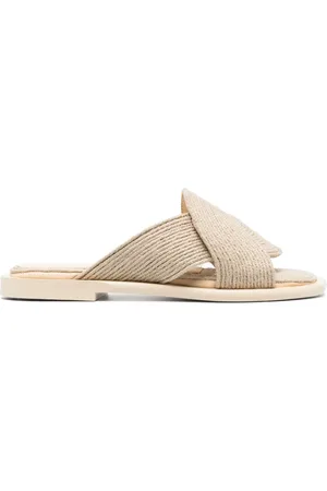 Loewe Flip flops Petal
