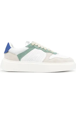 Furla Tenis con paneles y suela gruesa