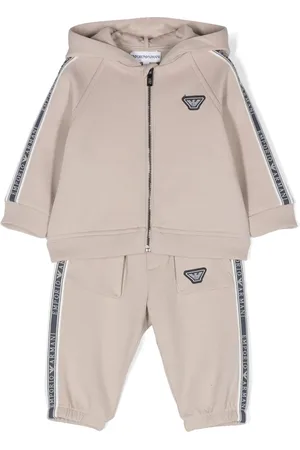 Emporio Armani Traje deportivo con motivo Eagle