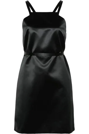 Patou Vestido corto con cinturón
