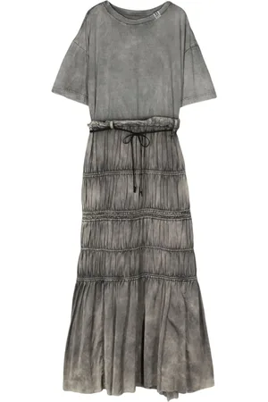 Maison Mihara Yasuhiro Vestido largo a capas