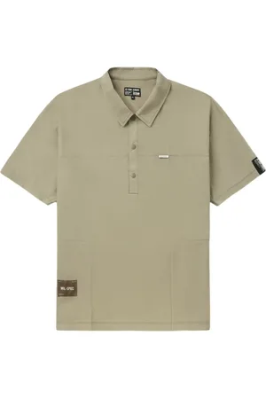 Izzue Playera tipo polo con aplique del logo
