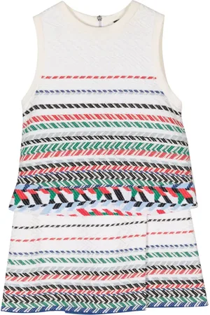 CHANEL Vestido sin mangas bordado