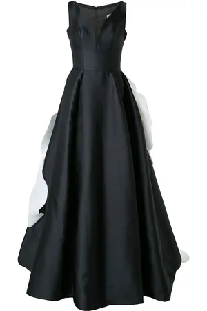 ISABEL SANCHIS Dramatic ball gown