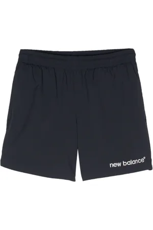New Balance Shorts deportivos con logo bordado