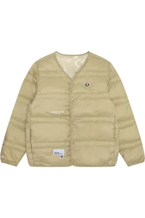 A Bathing Ape Chamarra capitonada con estampado militar