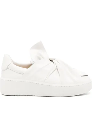 PORTS 1961 Tenis Bee