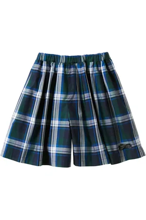 Familiar Shorts acampanados