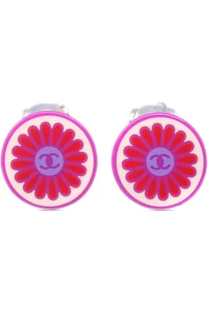 CHANEL Aretes de clip con botón 2004