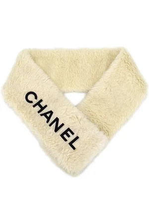CHANEL Mascada con logo CC 1990-2000