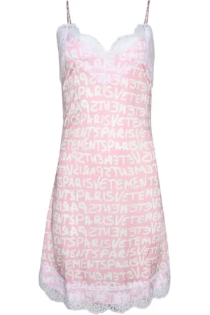 Vetements Vestido corto con logo estampado