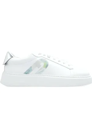 Furla Tenis bajos con agujetas