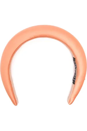 Patou Diadema satinada con dije del logo