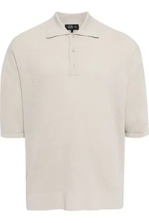 MAN ON THE BOON. Playera tipo polo tejida manga corta