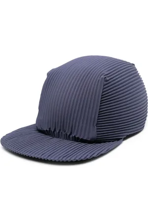 Issey Miyake Gorra plisada con visera plana
