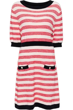 CHANEL Vestido tejido con motivo de rayas 2000