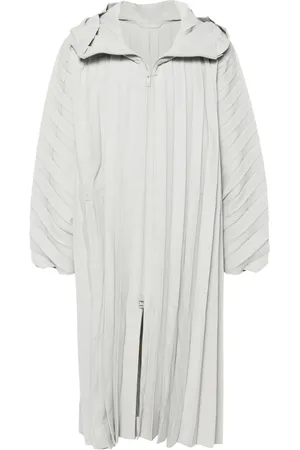 Issey Miyake Abrigo largo Edge