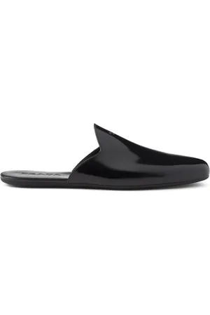 Prada Slippers con efecto cepillado y logo en relieve