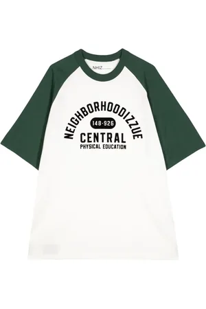 Izzue Playera con logo estampado de x Neighborhood