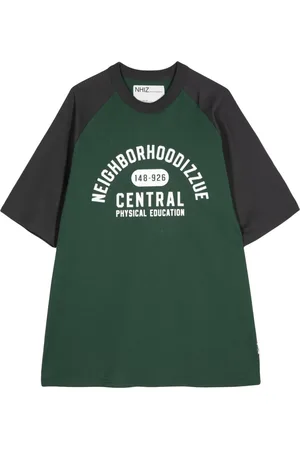 Izzue Playera con logo estampado de x Neighborhood