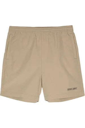 Izzue Shorts con parche del logo