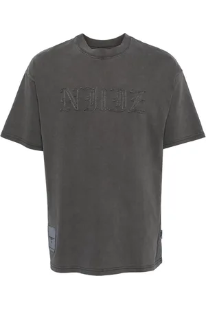 Izzue Playera con logo bordado